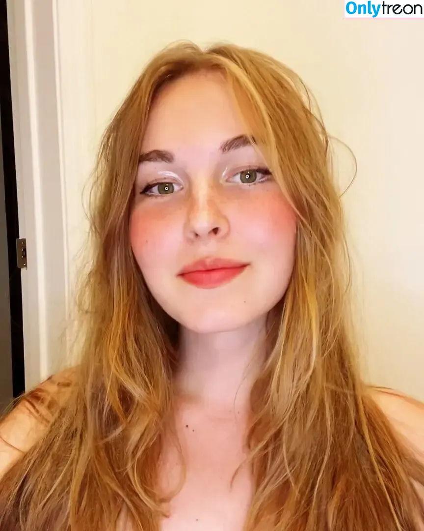 Cassie Claire nude photo #0016 (cassieclaire00)