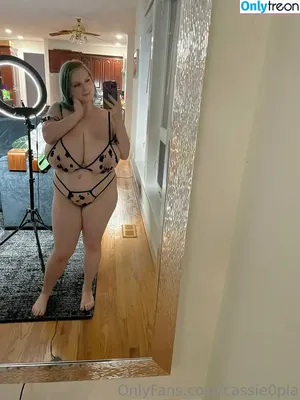 Cassie0pia / tcassie0pia / therealcassie0pia nude photo #1151