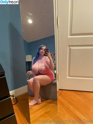 Cassie0pia / tcassie0pia / therealcassie0pia nude photo #1247
