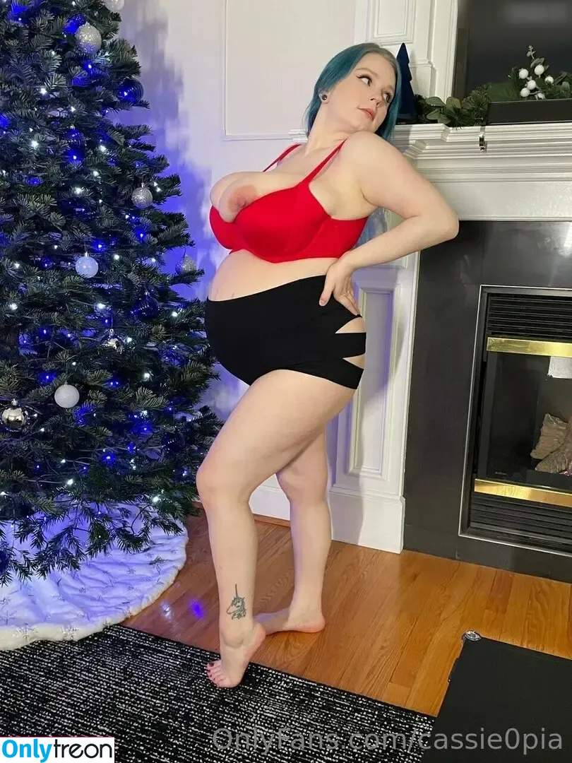 Cassie0pia nude photo #2101 (tcassie0pia / therealcassie0pia)
