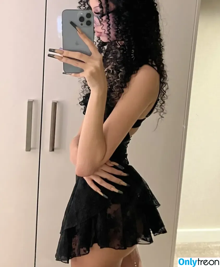 Cassie1919 nude photo #0001 (6cass6 / Caasssiiieeee / cassiee1919 / cassiiee1)