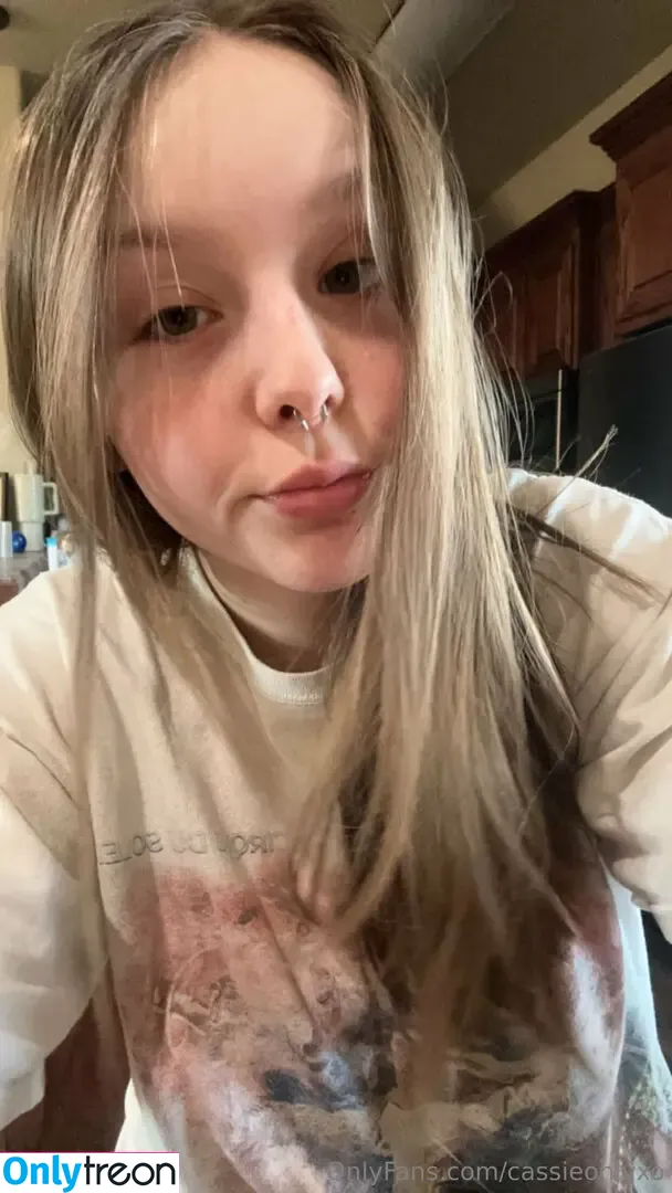 cassieonlyxo nude photo #0045 (cassieonlyxo)