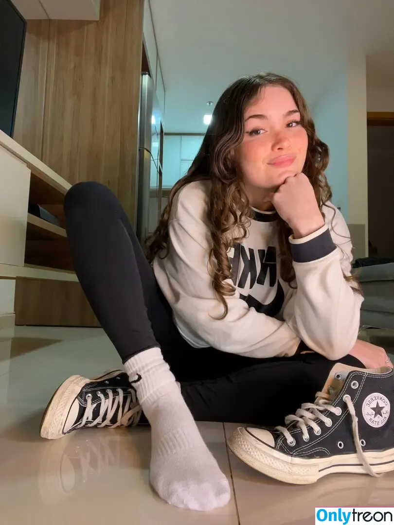 catbunnygomez nude photo #0162 (soleciety2k21 / thecatbnny)