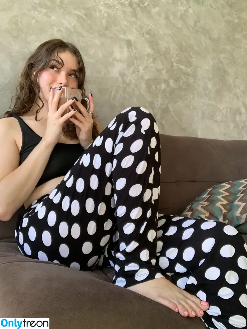 catbunnygomez nude photo #0376 (soleciety2k21 / thecatbnny)