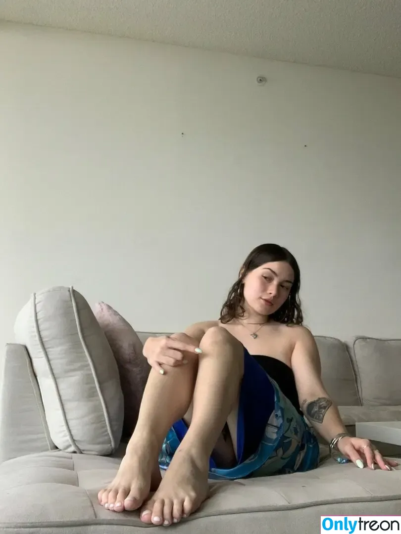 catbunnygomez nude photo #0533 (soleciety2k21 / thecatbnny)