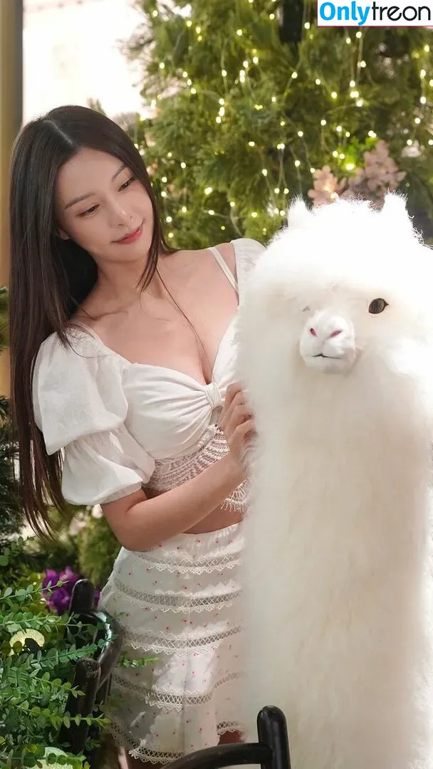 cathrynli nude photo #0281 (cathrynli)