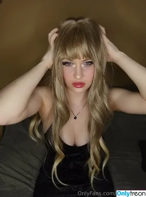  nude photo #0005