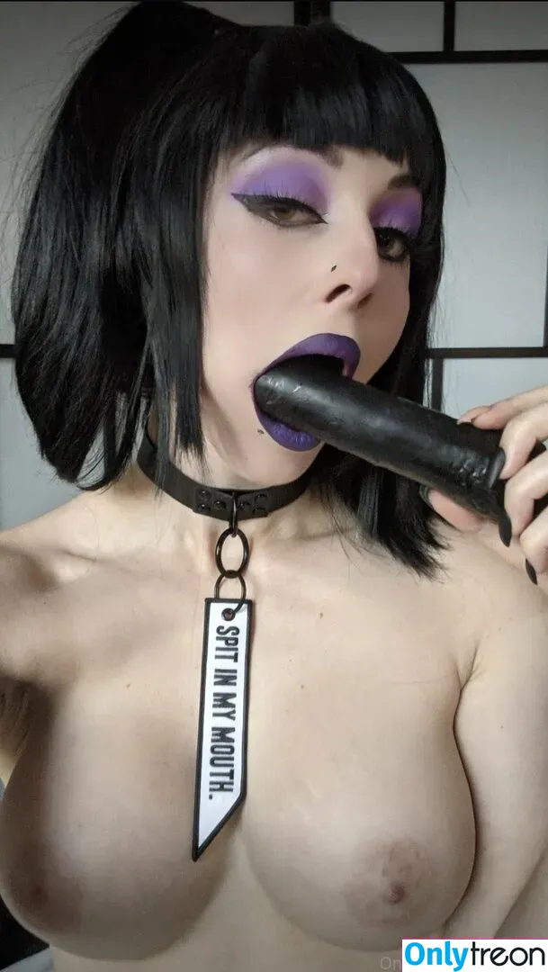 ccviper nude photo #0011 (cc.viper / cc_viper)