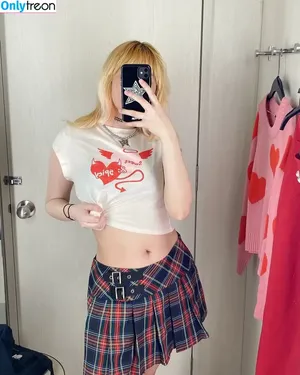 cdclopez / blondebunnybb / itsammylopez nude photo #0031
