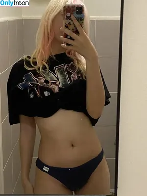 cdclopez / blondebunnybb / itsammylopez nude photo #0116