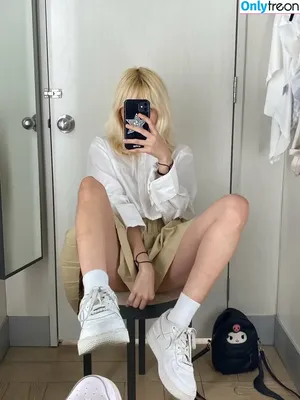 cdclopez / blondebunnybb / itsammylopez nude photo #0177