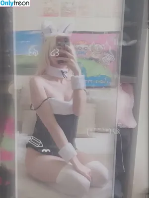 cdclopez / blondebunnybb / itsammylopez nude photo #0185