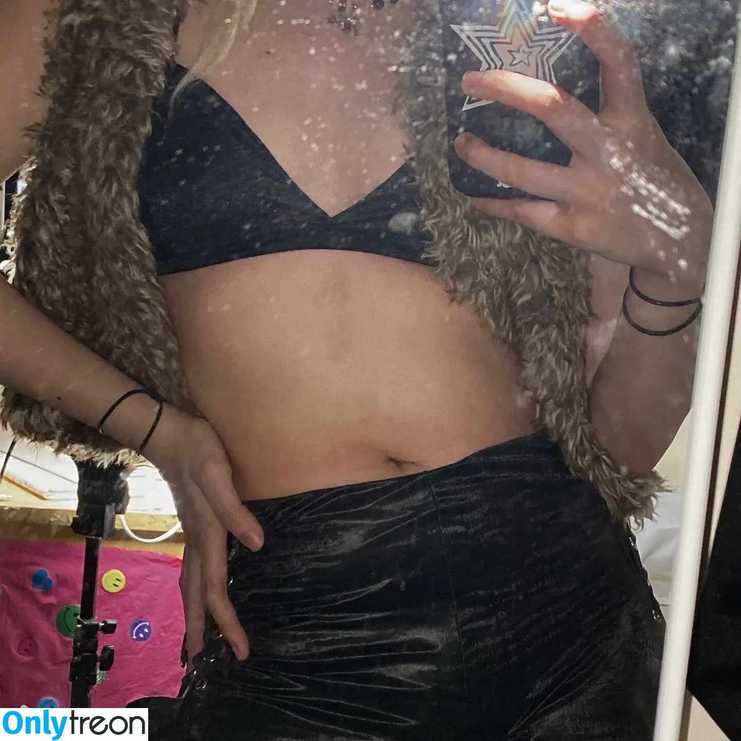 cdclopez nude photo #0032 (blondebunnybb / itsammylopez)