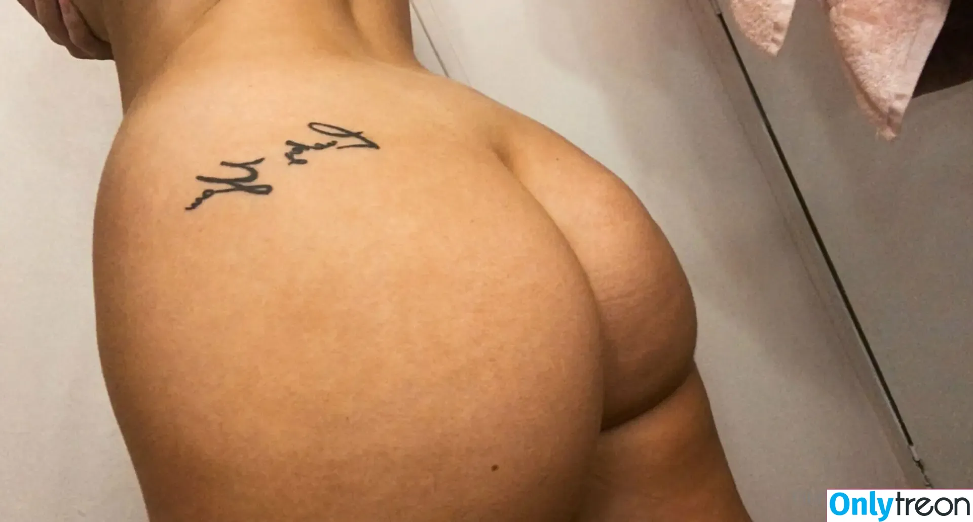 cecehandley nude photo #0002 (ciiiicii)