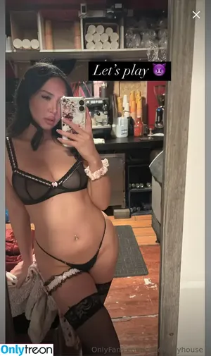 cecesplayhouse / ceces.playhouse / coochiekrisp nude photo #0180