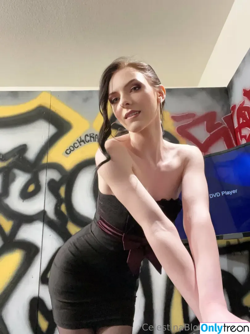 celestinabloomsofficial nude photo #0006 (celestinabloomsofficial)