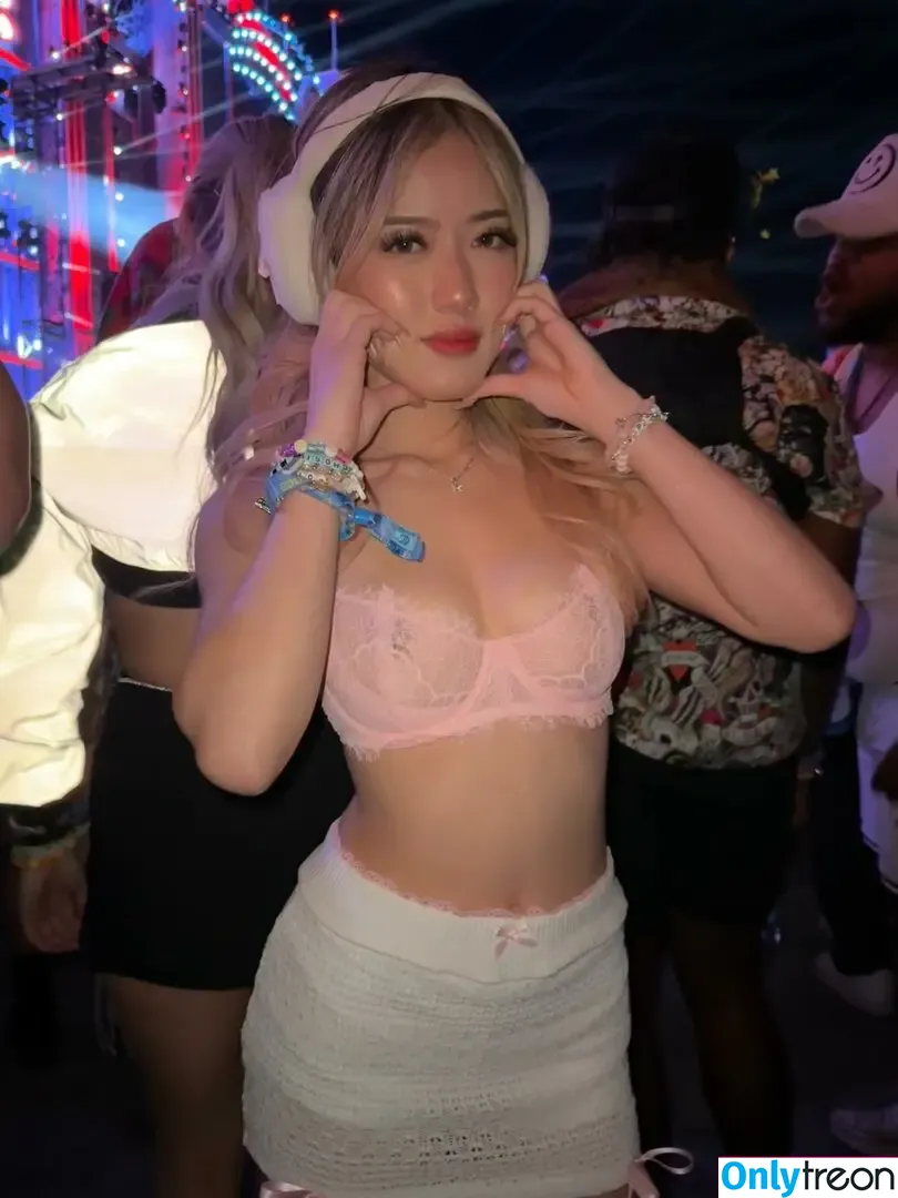 Celia Tran nude photo #0218 (celia.b.tran)
