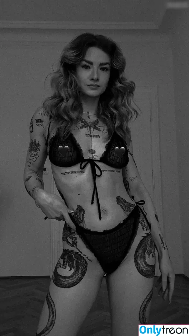 Celine Chiara Schumer nude photo #0035 (Celine Chiara Schumer)