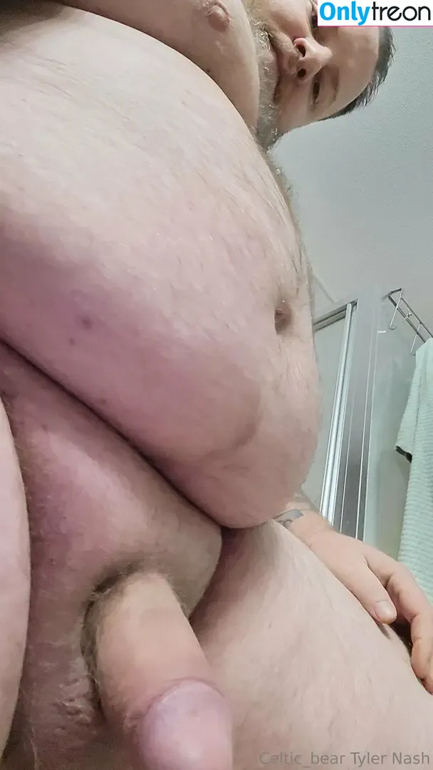 celtic_bear nude photo #0092 (celtic_bear)