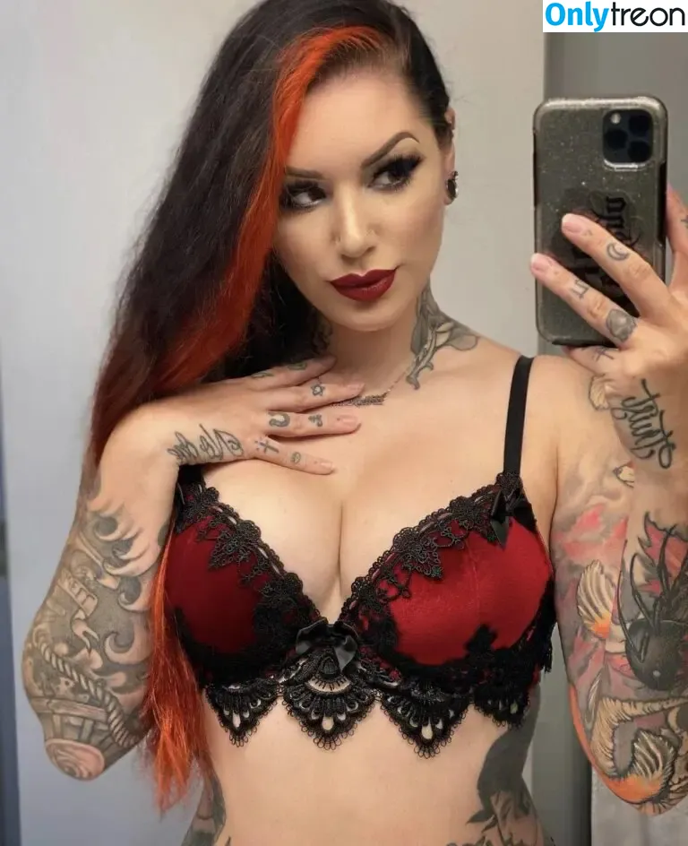 cervenafox nude photo #0023 (cervenafox)