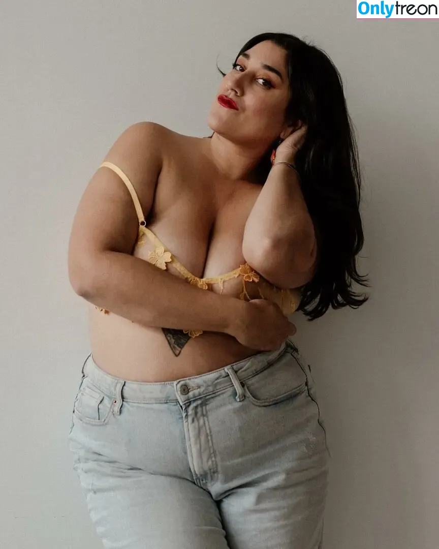 Cha Cha nude photo #0026 (chachamama / chachamamaburlesque)