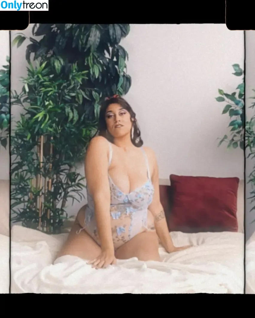 Cha Cha nude photo #0047 (chachamama / chachamamaburlesque)