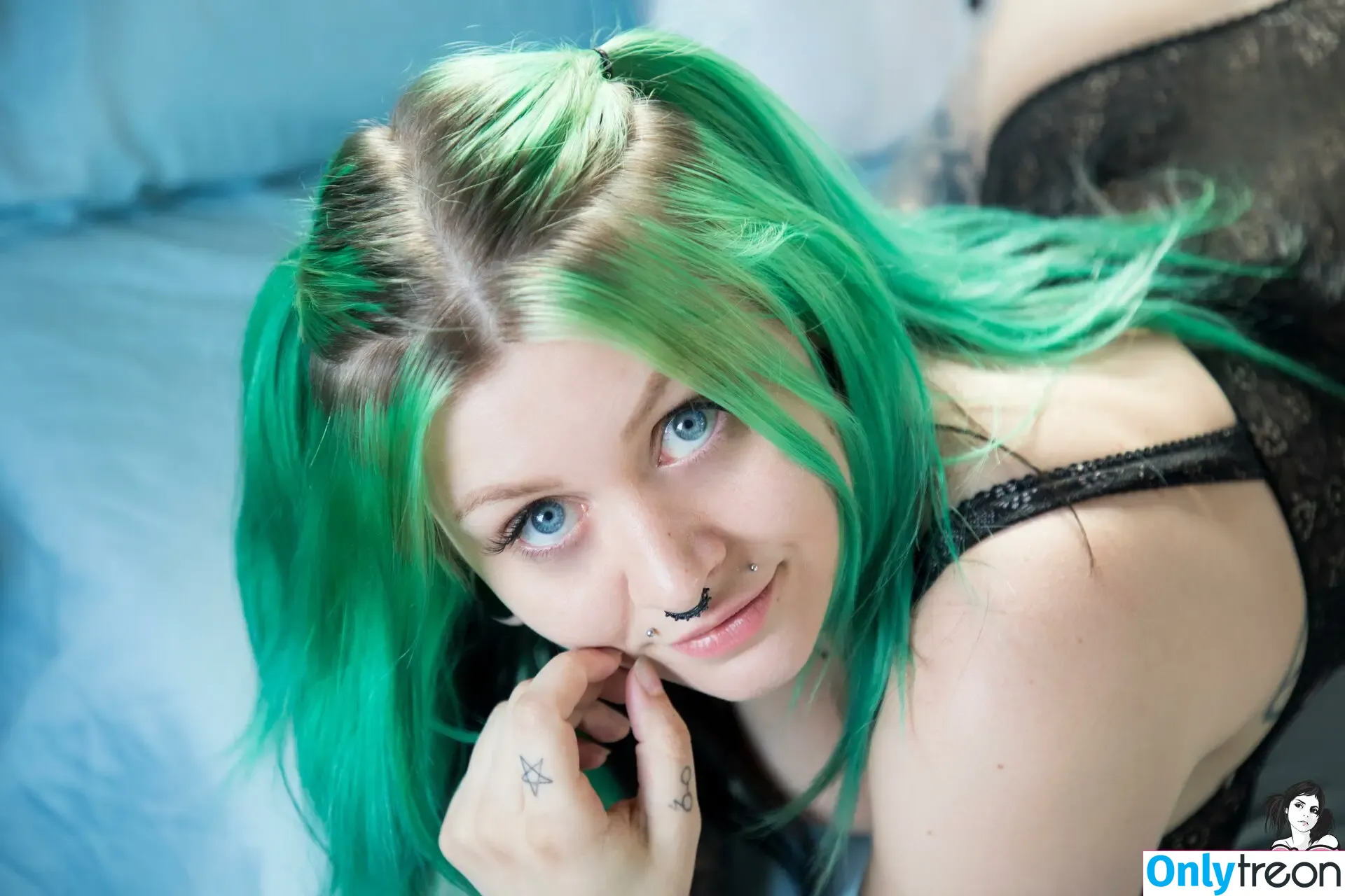Chalkmoon nude photo #0116 (Chalkdabs / Chalksuicide / chalkxmoon)