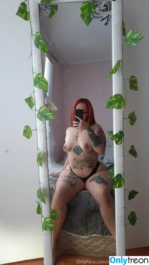 champagnemmamy nude photo #0001 (tallassjasminee_)