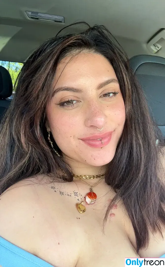 Chaos Fae Ari nude photo #0032 ($AriRoya / afaeded / afghanican / chaos.fae / spiceelatina_)