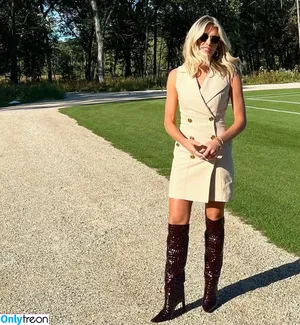 Charissa Thompson / Sportscaster / charissajthompson nude photo #0048