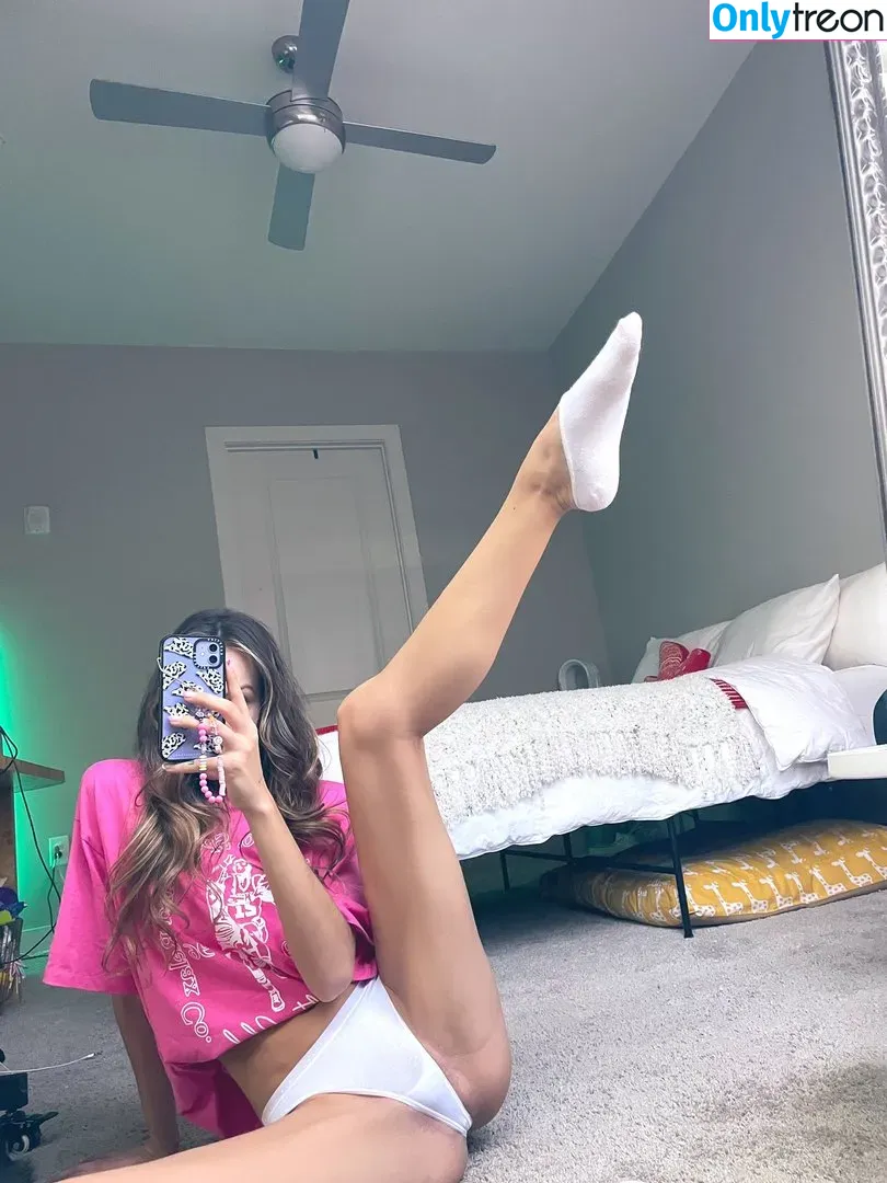 Charity Crawford nude photo #0019 (bunsofuns / charity_crawford__ / charitycrawford)