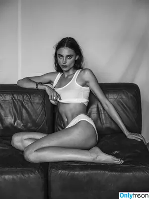 Charleen Weiss / charleenweiss nude photo #0046