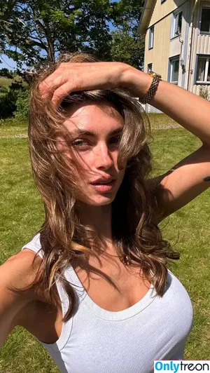 Charleen Weiss / charleenweiss nude photo #0487