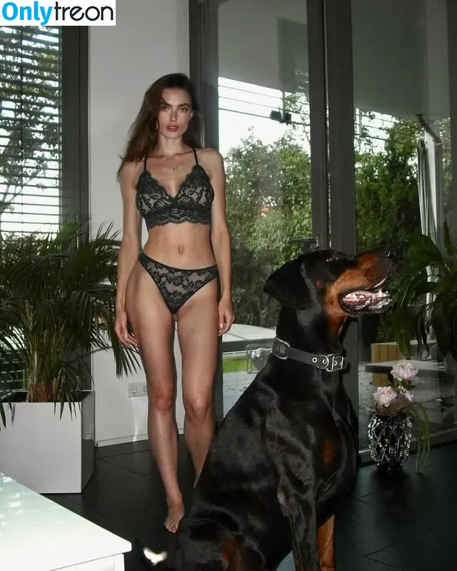 Charleen Weiss nude photo #0028 (charleenweiss)