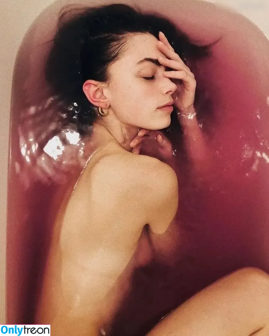 Charleen Weiss nude photo #0205 (charleenweiss)