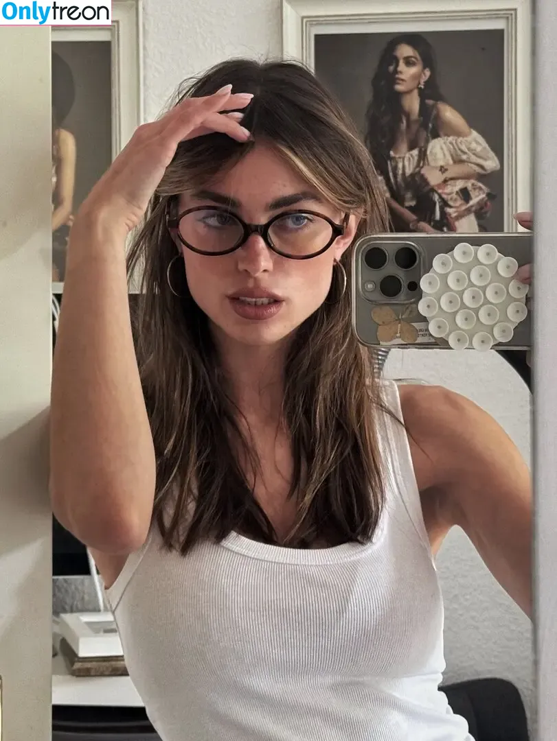 Charleen Weiss nude photo #0512 (charleenweiss)