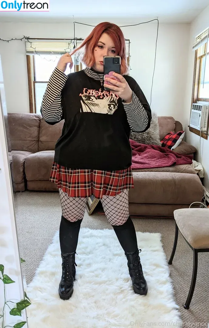 Charley Moo nude photo #0030 (charley-moo / charleymooasmr / charleymooo)