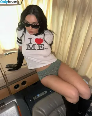 Charli XCX / charli_xcx / charlignarly nude photo #1217