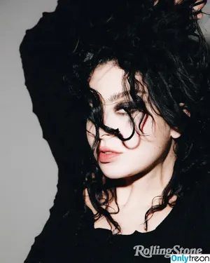 Charli XCX / charli_xcx / charlignarly nude photo #1310