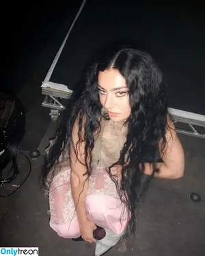 Charli XCX / charli_xcx / charlignarly nude photo #1340