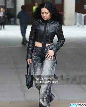 Charli XCX / charli_xcx / charlignarly nude photo #1360