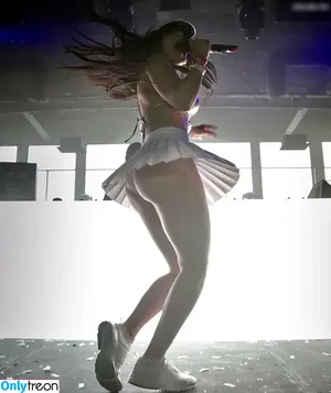 Charli XCX / charli_xcx / charlignarly nude photo #1371