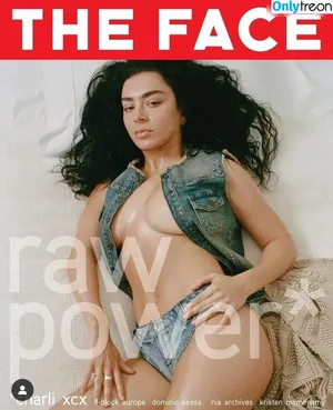 Charli XCX / charli_xcx / charlignarly nude photo #1409