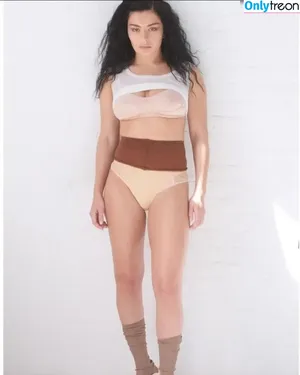 Charli XCX / charli_xcx / charlignarly nude photo #1472
