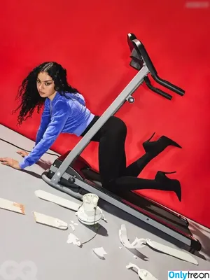 Charli XCX / charli_xcx / charlignarly nude photo #1506