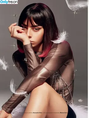 Charli XCX / charli_xcx / charlignarly nude photo #1639