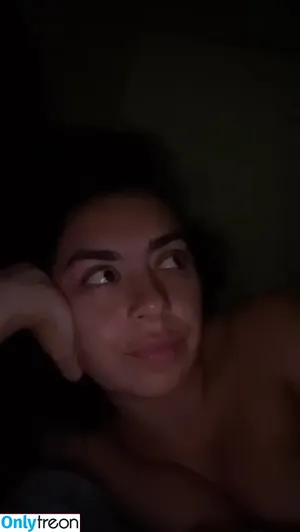 Charli XCX / charli_xcx / charlignarly nude photo #1668