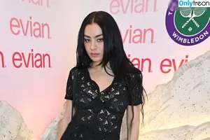 Charli XCX / charli_xcx / charlignarly nude photo #1683