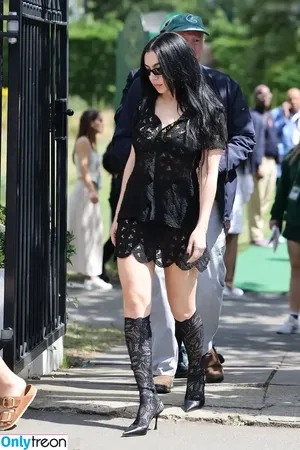 Charli XCX / charli_xcx / charlignarly nude photo #1688
