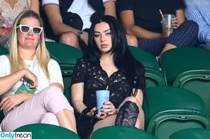 Charli XCX / charli_xcx / charlignarly nude photo #1692